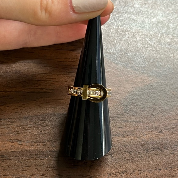 Gold plated Stainless steel buckle ring - Picture 4 of 4